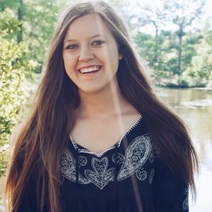 Meet your Posher, Kayla