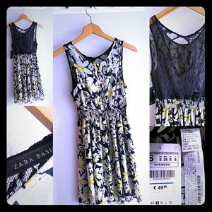 NWT Zara floral dress