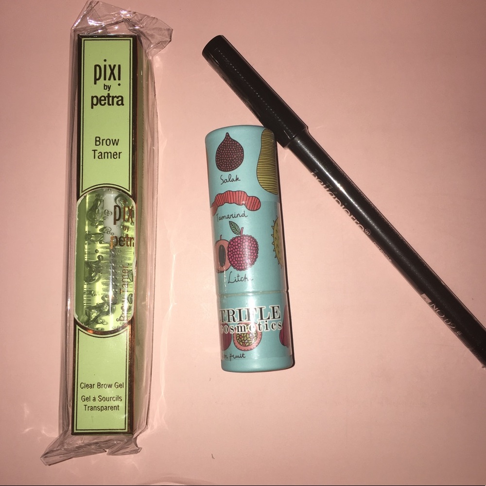 Mixed makeup bundle!!💄👄