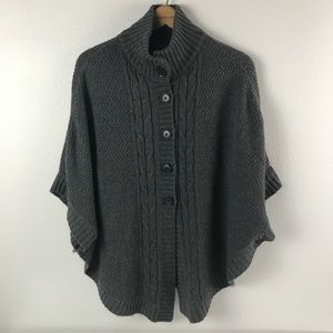 Gray poncho sweater material with buttons s/m