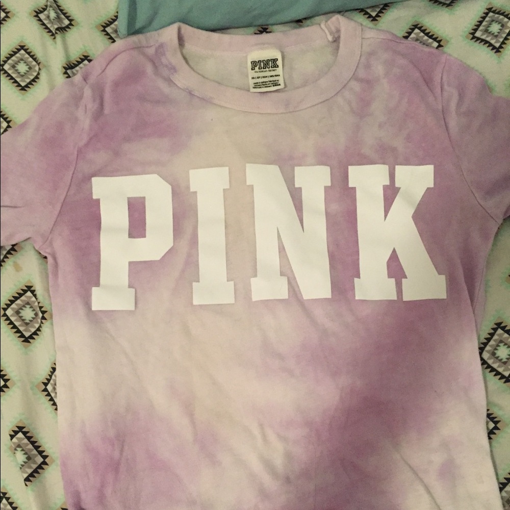 ❌TRADED❌ Tie dye VS PINK cropped tee