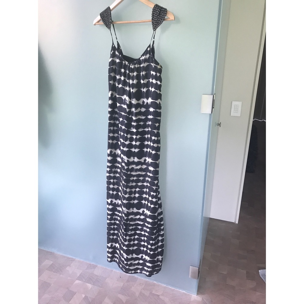 White verve 100% silk dress