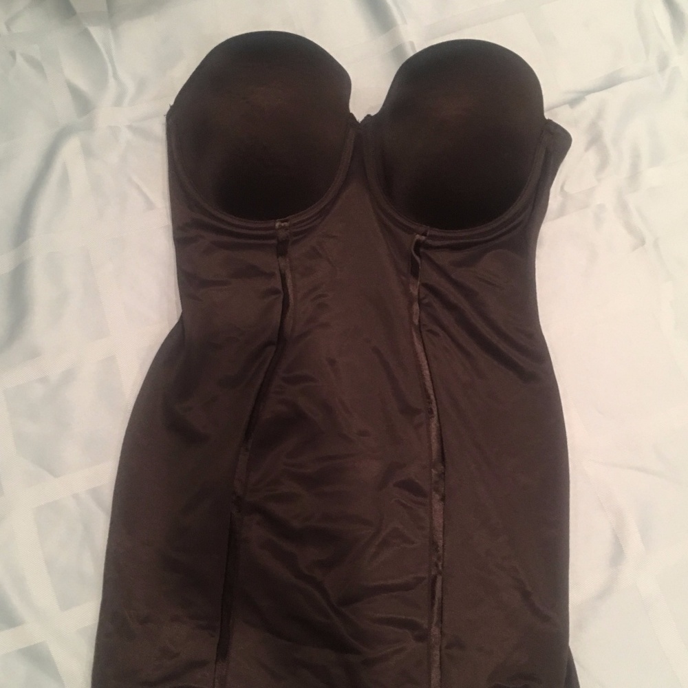 Flexees Shape wear  Size 38D