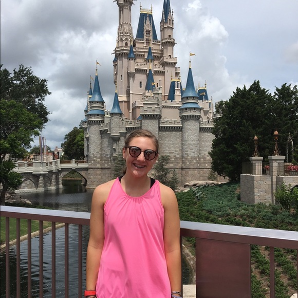 Meet your Posher, Erica - Picture 1 of 1