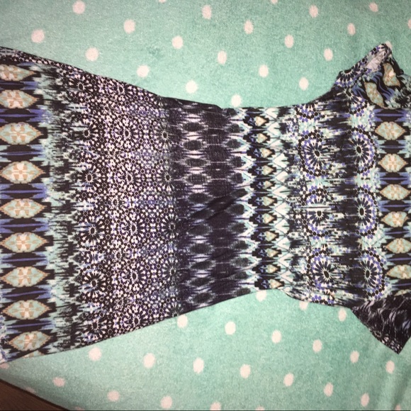 Aztec Pattern Bodycon Dress - Picture 2 of 3
