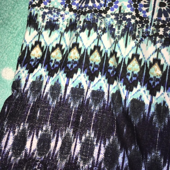 Aztec Pattern Bodycon Dress - Picture 3 of 3