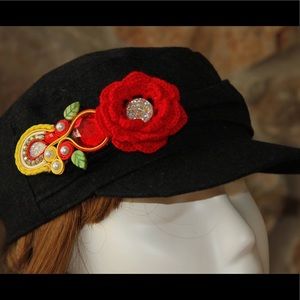 Women hat with handmade decoration