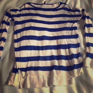 Women's light weight sweater