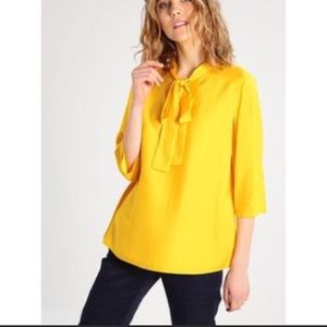 Max & Co. Tops - Max & Co 100% silk blouse Max & Co. Tops - Max & Co 100% silk blouse