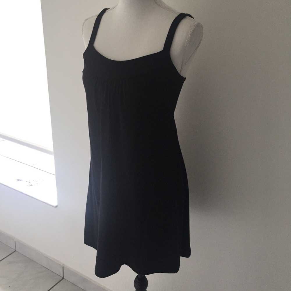 Susana Monaco little black dress 👗