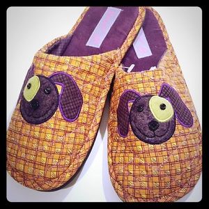 DANNY G. DOGGIE SLIPPERS