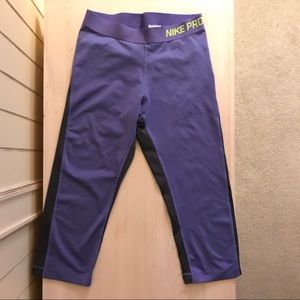 Nike Pro Capri Spandex