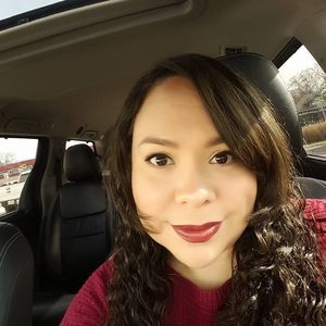 Meet your Posher, Connie