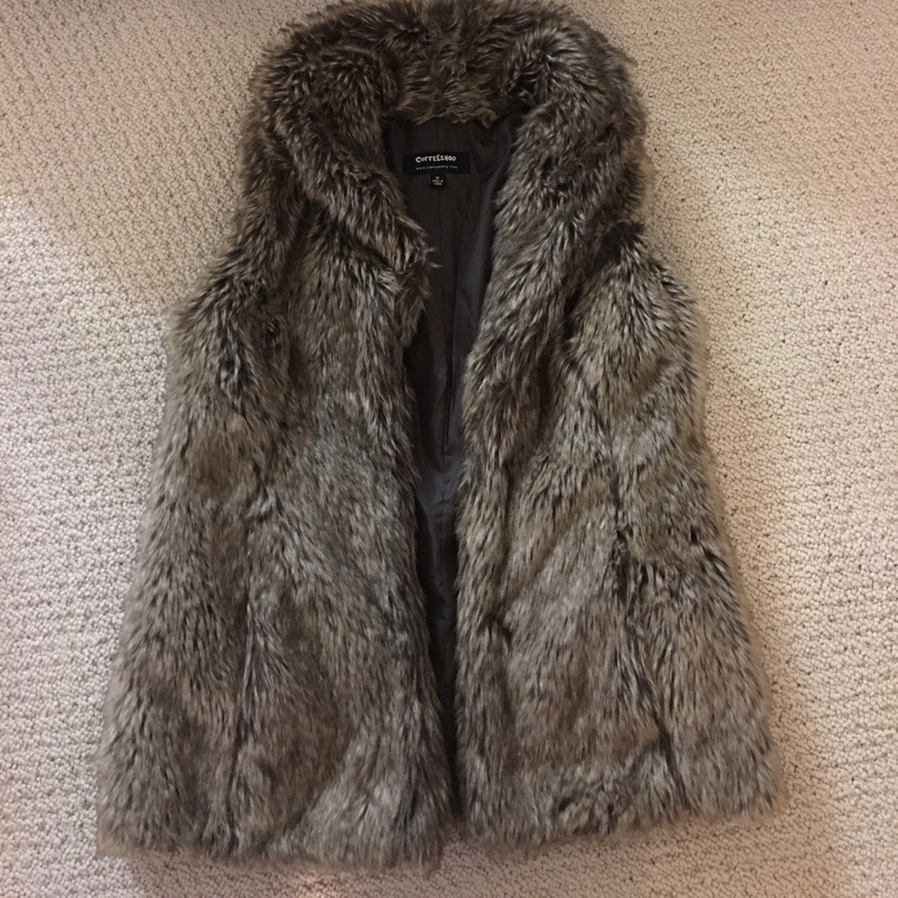 Fur vest