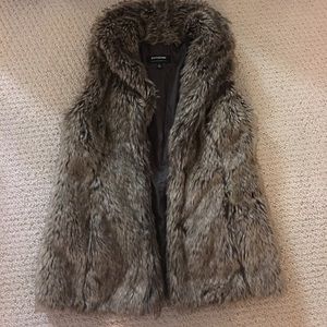 Fur vest