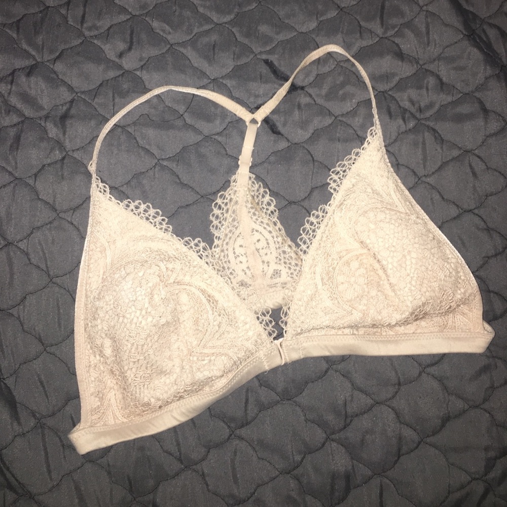 Victoria's Secret Nude Bra sz M