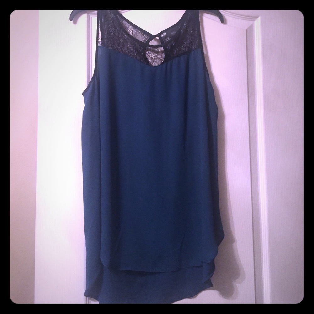Lace teal tank