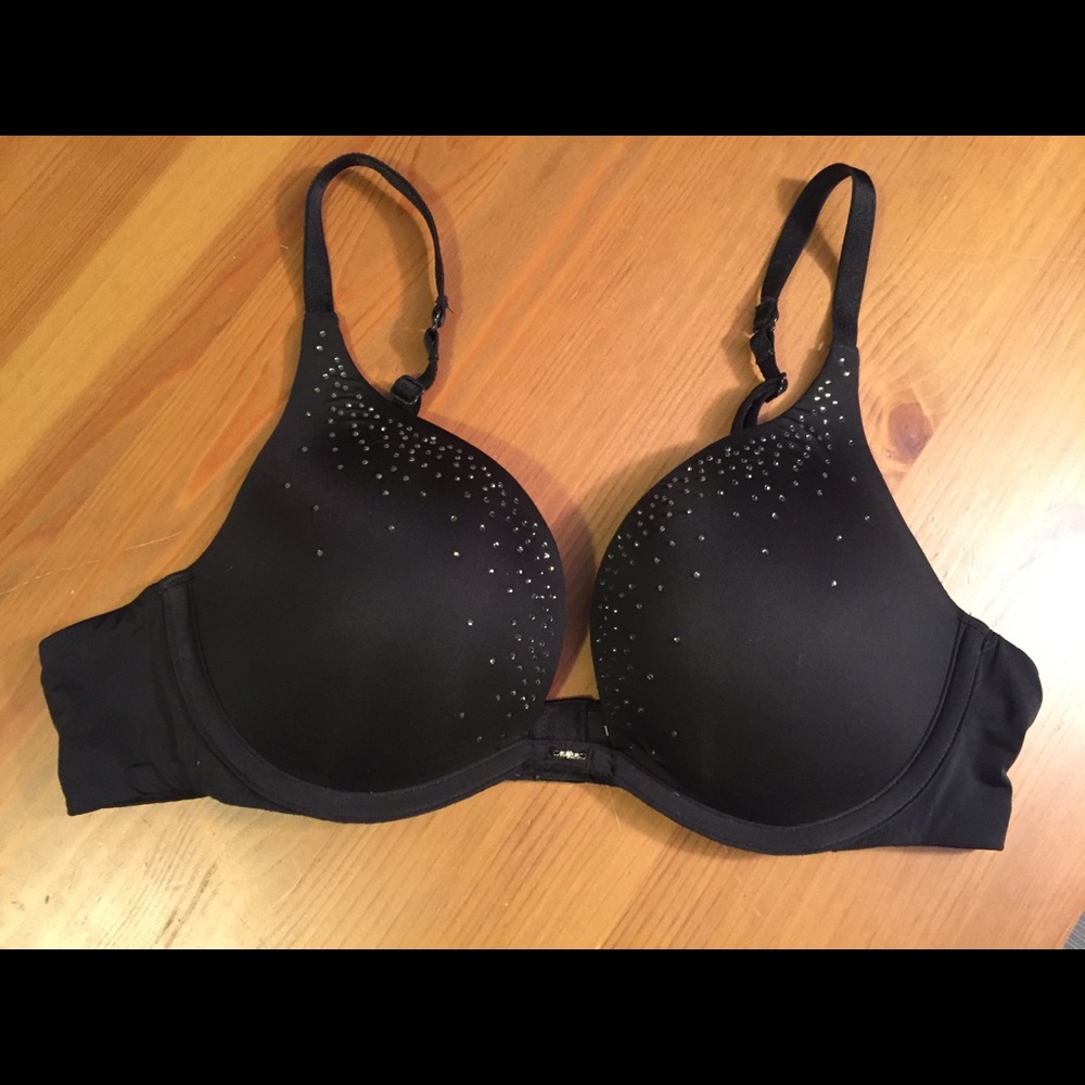 VS 34B black w/ diamonds push-up