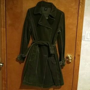 Gap trench coat