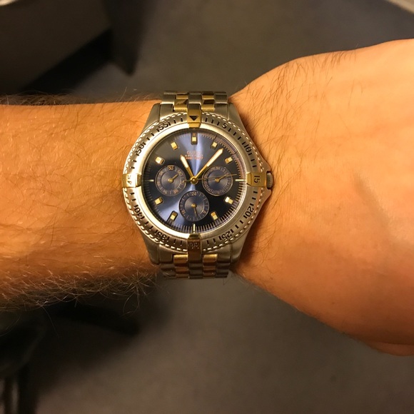 GUESS watch - Picture 1 of 3