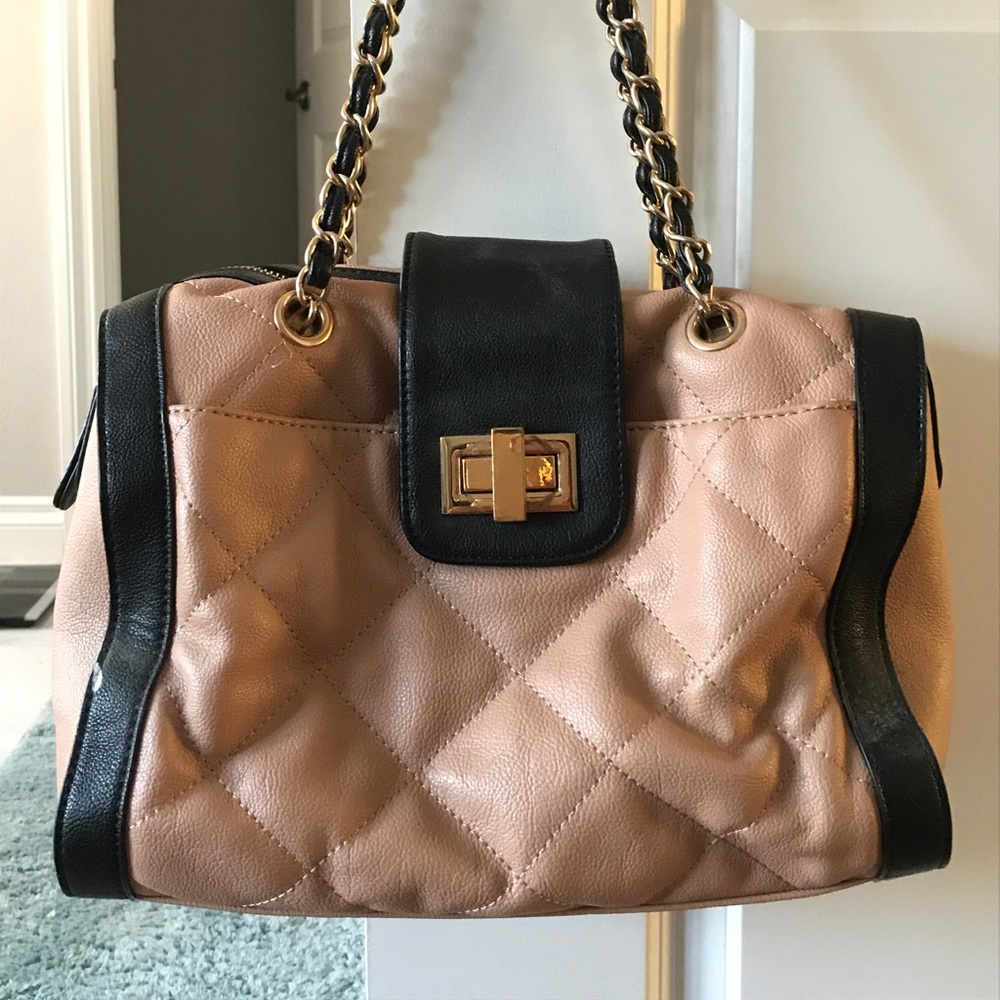 Quilted Crossbody bag by Aldo