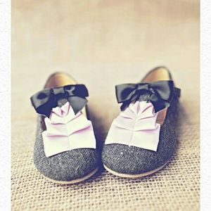 NEW!! Joyfolie/Harlow in black shoes