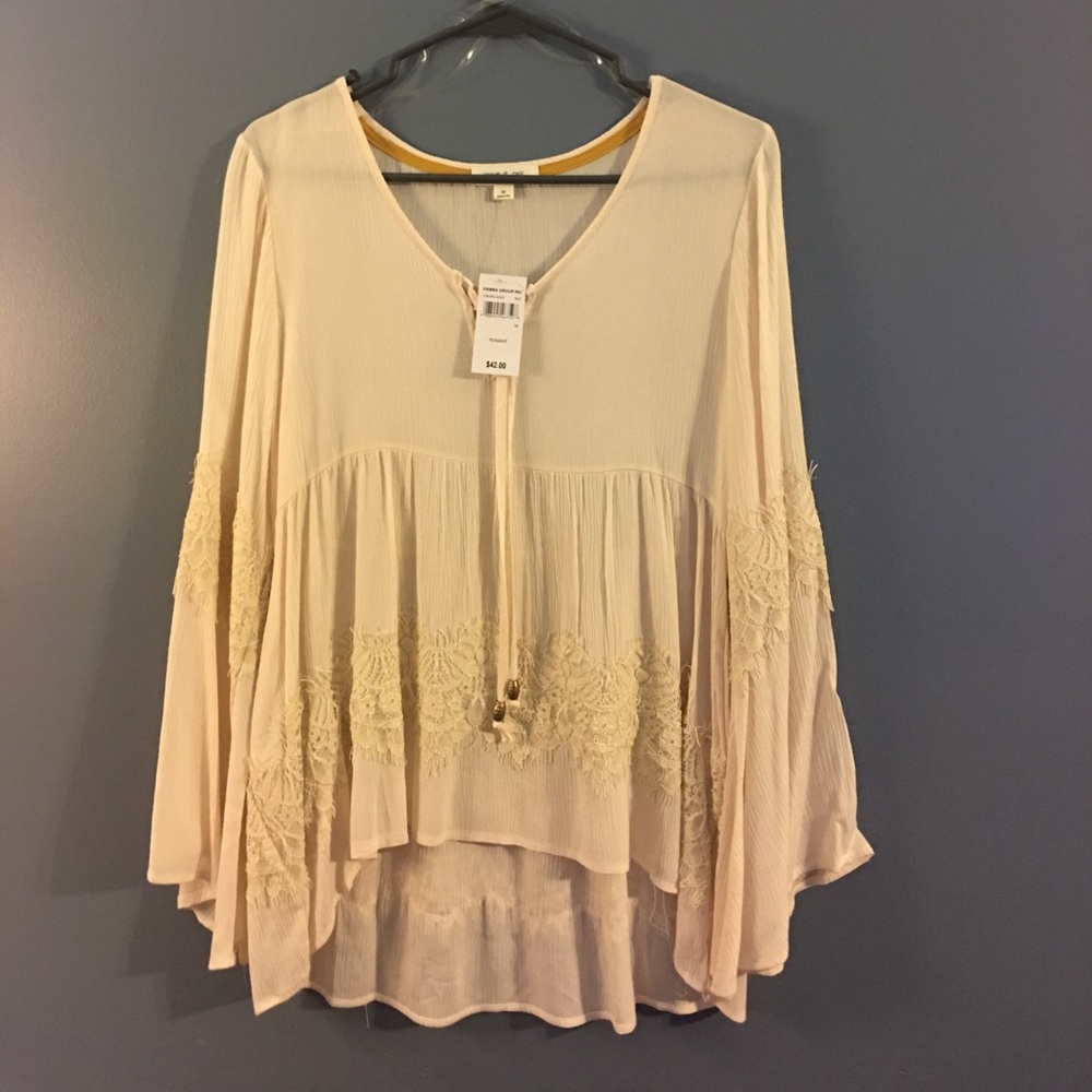 Precious dressy blouse