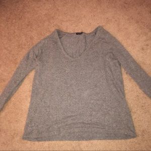 Brandy Melville grey vneck shirt
