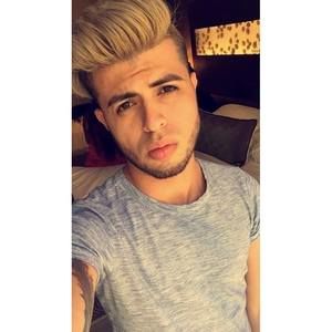 Meet your Posher, James