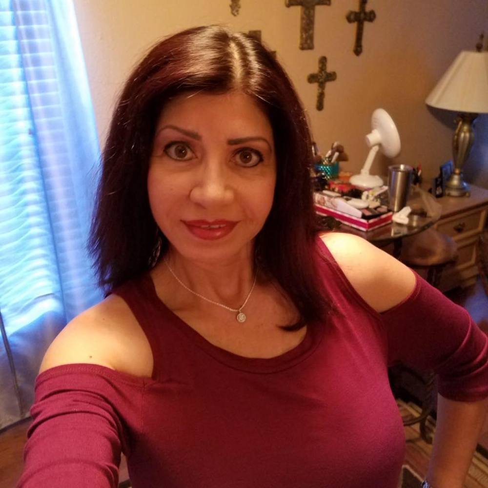 Meet your Posher, Elsa