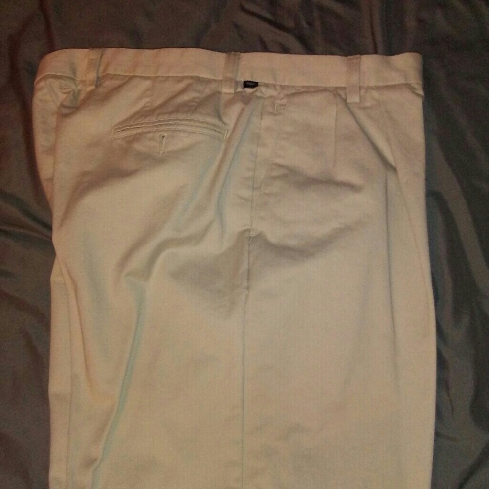Dockers pleated front dress pants