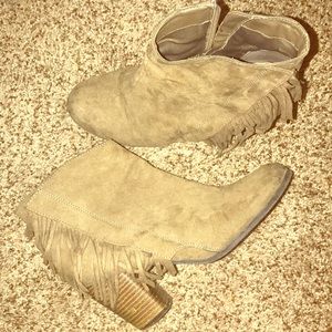 Nude suede bootie