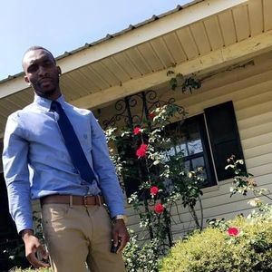 Meet your Posher, Demontay