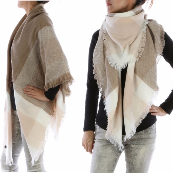 Happy Organics Boutique Accessories - Soft Yarn plaid blanket scarf