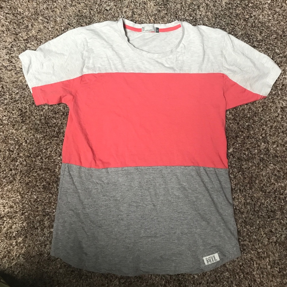 Men's- t shirt large. MTL apparel
