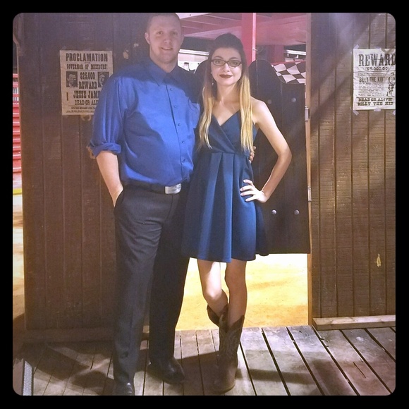 Meet Your Posher, Paige! - Picture 3 of 8