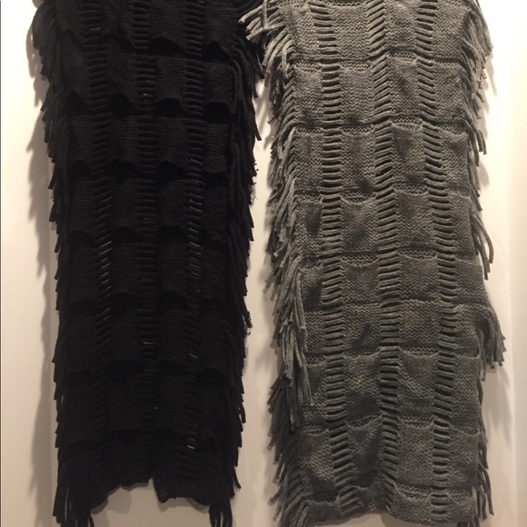 Two Chunky, Textured, Fringy Infinity Scarves NWOT - Picture 1 of 6