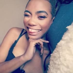 Meet your Posher, Lala