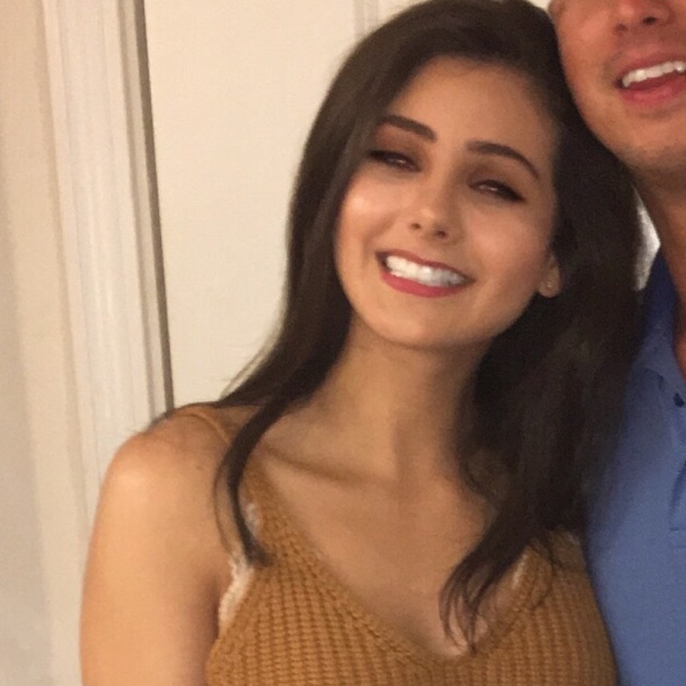 Meet your Posher, Amalia