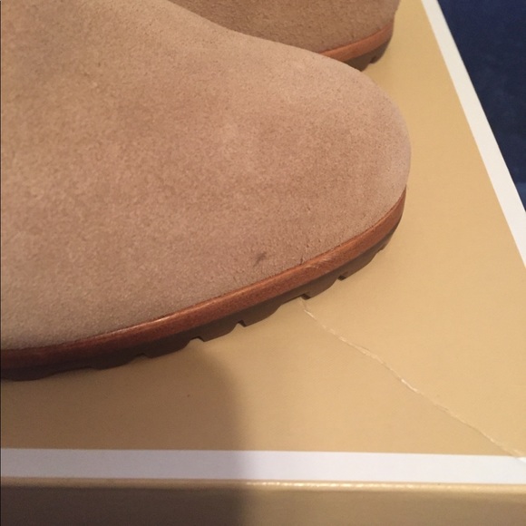 Michael Kors Whitaker Wedge Boot - Picture 8 of 8