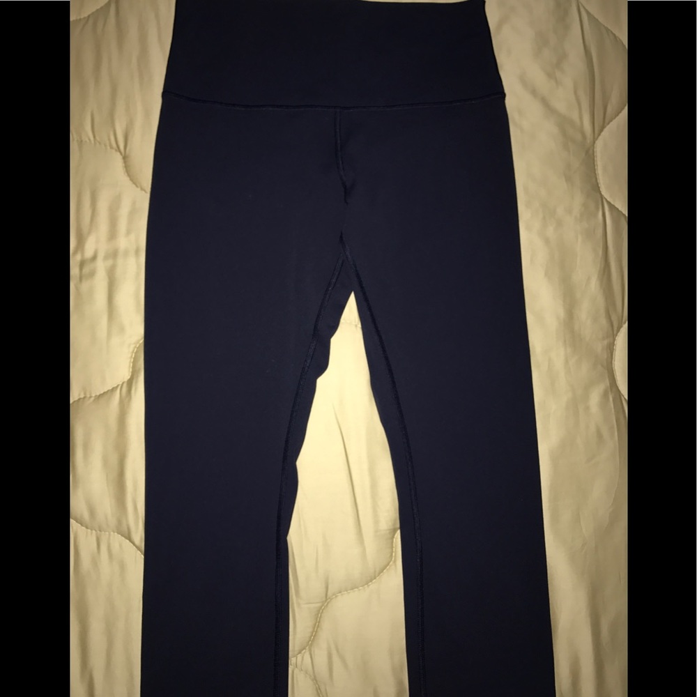 EUC!! Lululemon Align Crop Hi-Rise Midnight Navy 8