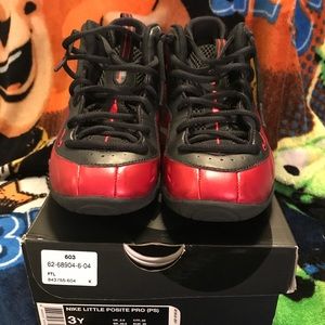 Nike foamposite size 3