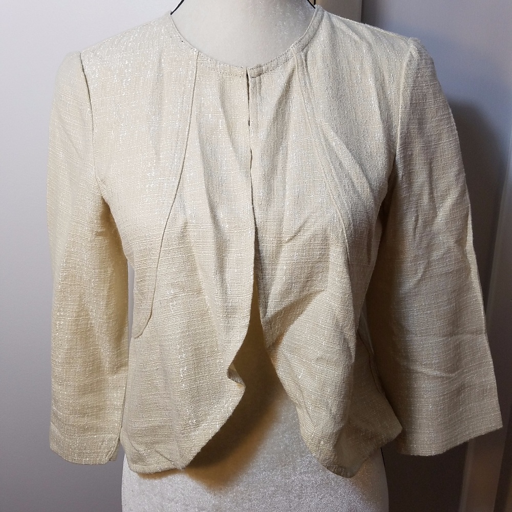 BCBG Vanilla Light Cropped Blazer Jacket