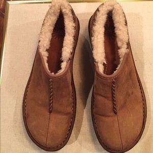 Ugg slip on shoes Euro 38/ us 7
