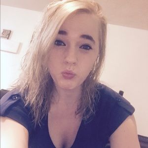 Meet your Posher, Courtny