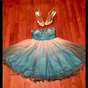 Prom/special occasion turquoise blue new with tags
