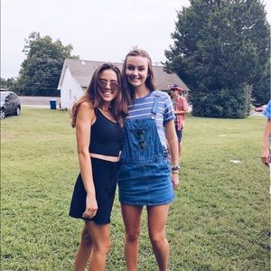 Meet your Posher, Emily