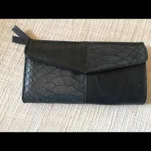 Steve Madden Black Leather Wallet