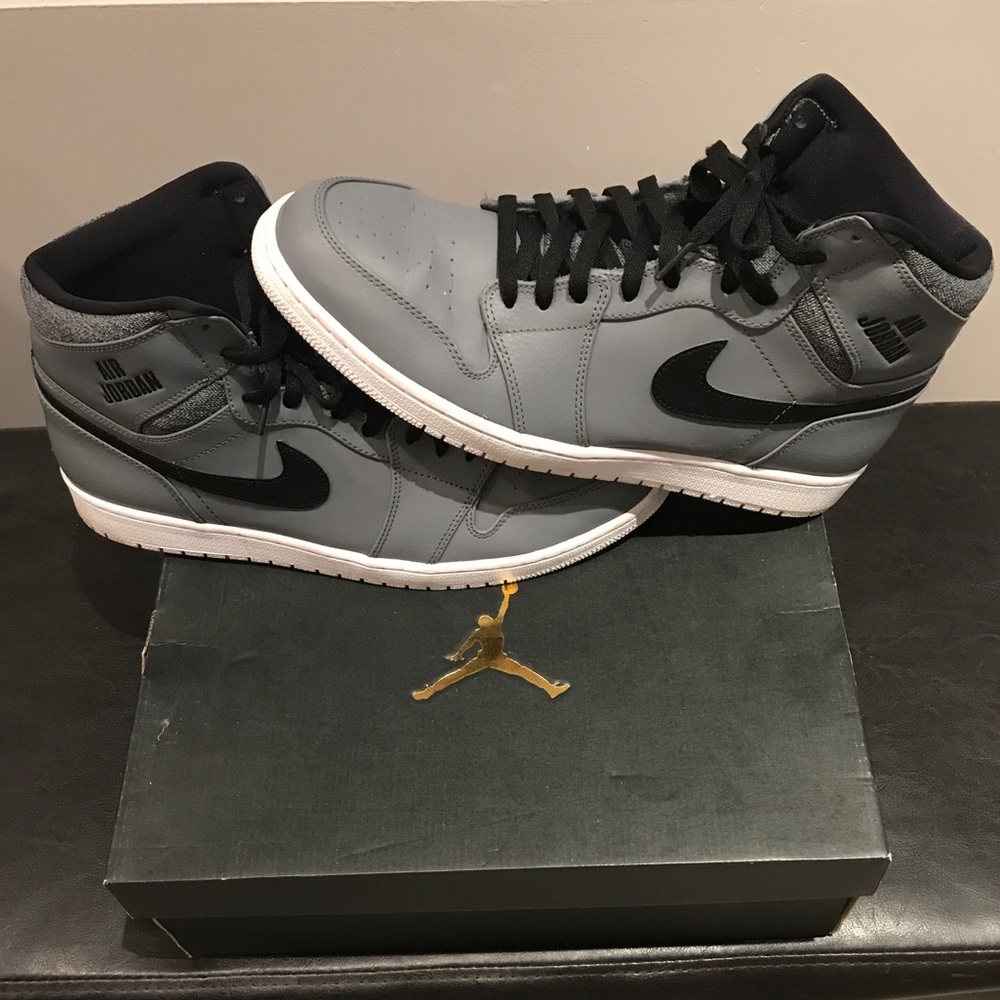 Nike Air Jordan Retro 1 Hi Grey/Black