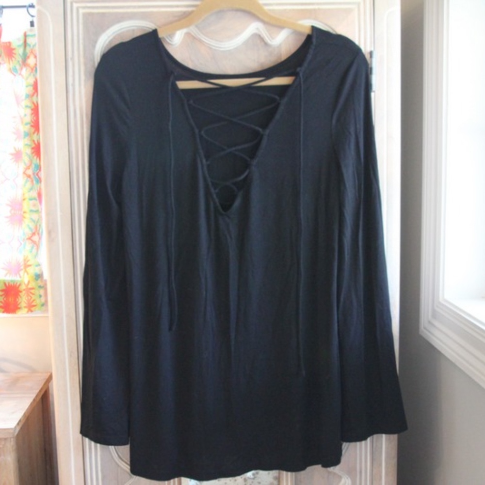🌻Host pick!🌻 Black Lace-up Long Sleeve Top